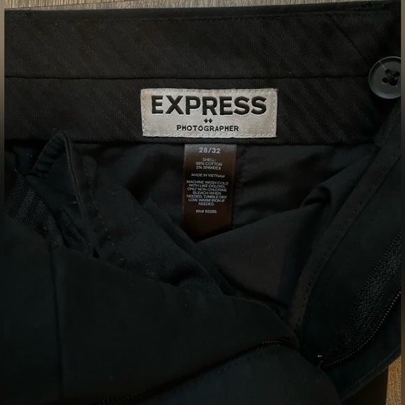 Express Dress Pants; Photographer (slim) fit; Black; Waist 28; Length 32 - Picture 3 of 7